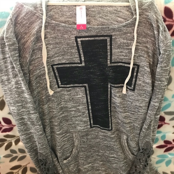 No Boundaries Tops - No Boundaries Long sleeve hooded sweater